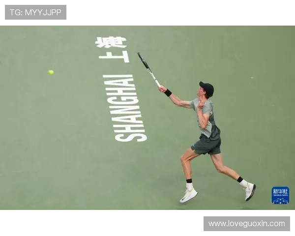 辛纳力克战胜强敌再夺大师赛桂冠引领新生代网球风潮